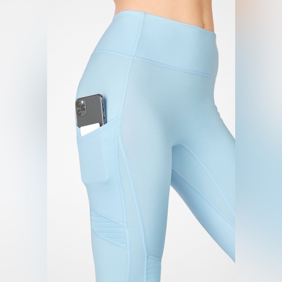Fabletics Anywhere Motion365® High-Waisted Moto 7/8 Legging Size XL - Picture 3 of 10